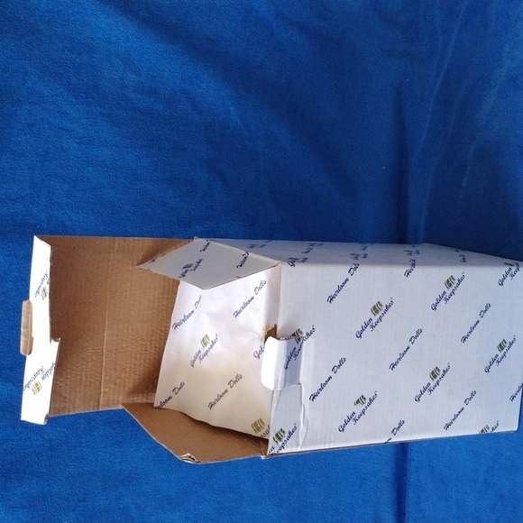 Golden Keepsake Heirloom Doll - Picture 5 of 5